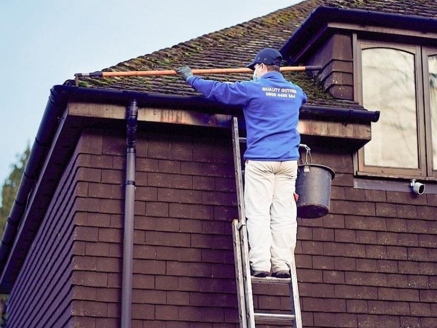 GUTTER CLEARING